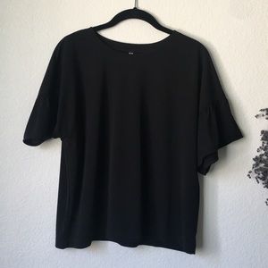 Uniqlo Women’s Black blouse